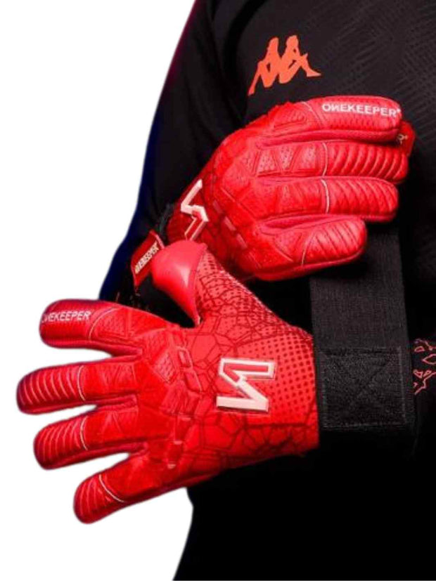 ONEKEEPER C-TEC Wet and Dry Pro - Professional Level Goalkeeper Glove - ONEKEEPER USA