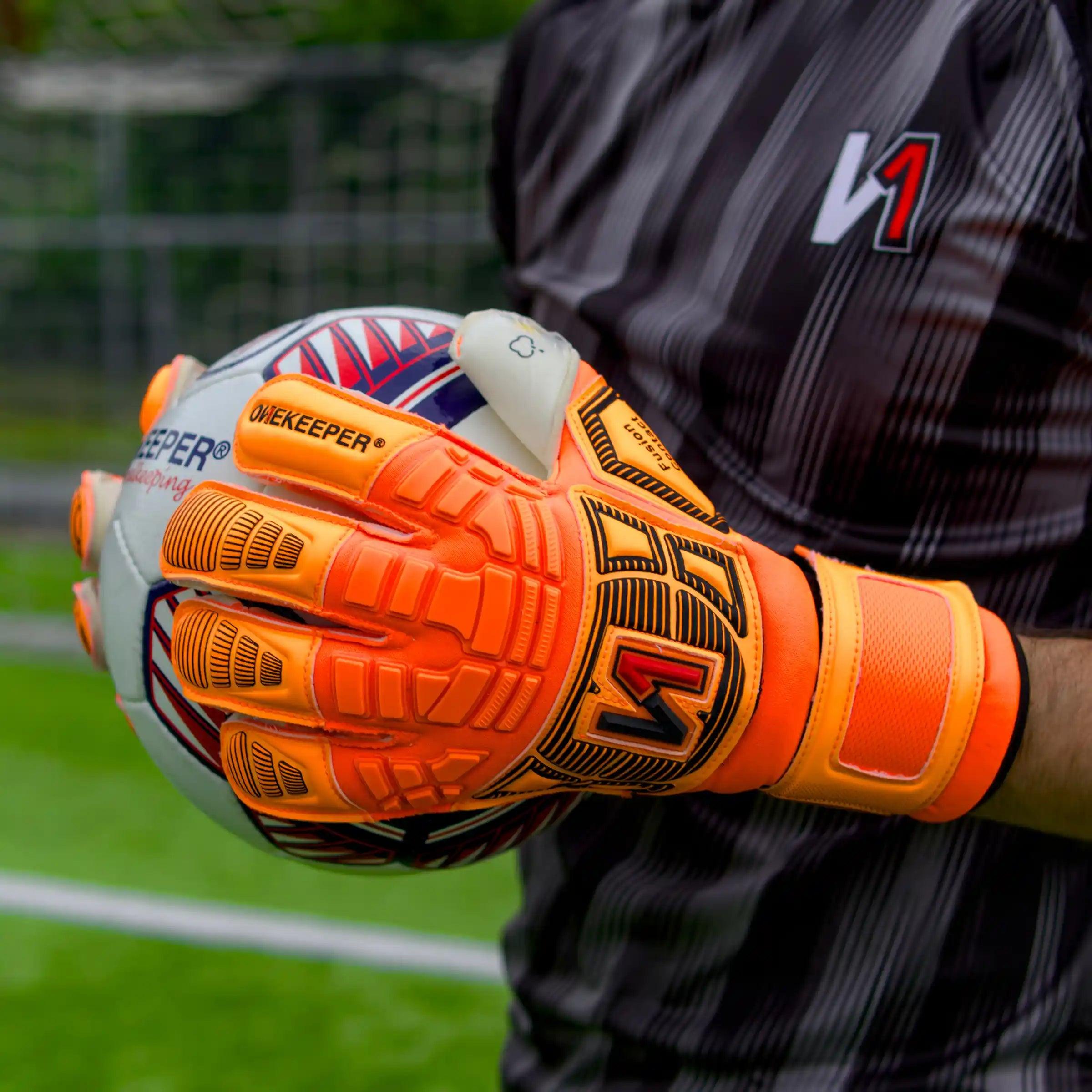 Professional goalkeeper gloves ONKEEPER Fusion Contact Pro Orange Fusion Cut gk