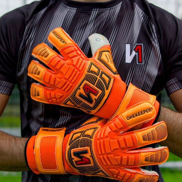 Professional goalkeeper gloves ONKEEPER Fusion Contact Pro Orange Fusion Cut gk