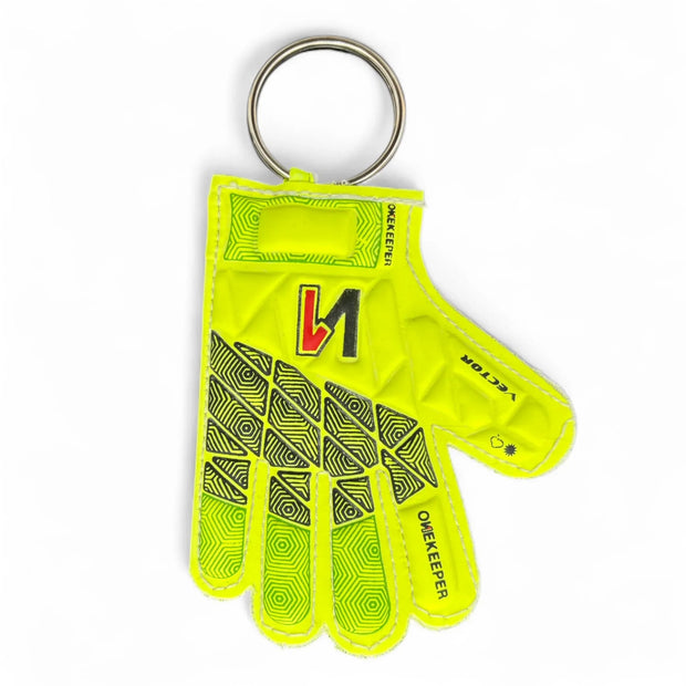 Goalkeeper Glove Keychain – Mini Soccer Goalie Glove Key Chain for Backpacks, Bags, Keys & Gifts – Perfect for Goalkeepers, Coaches, Fathers & Soccer Fans