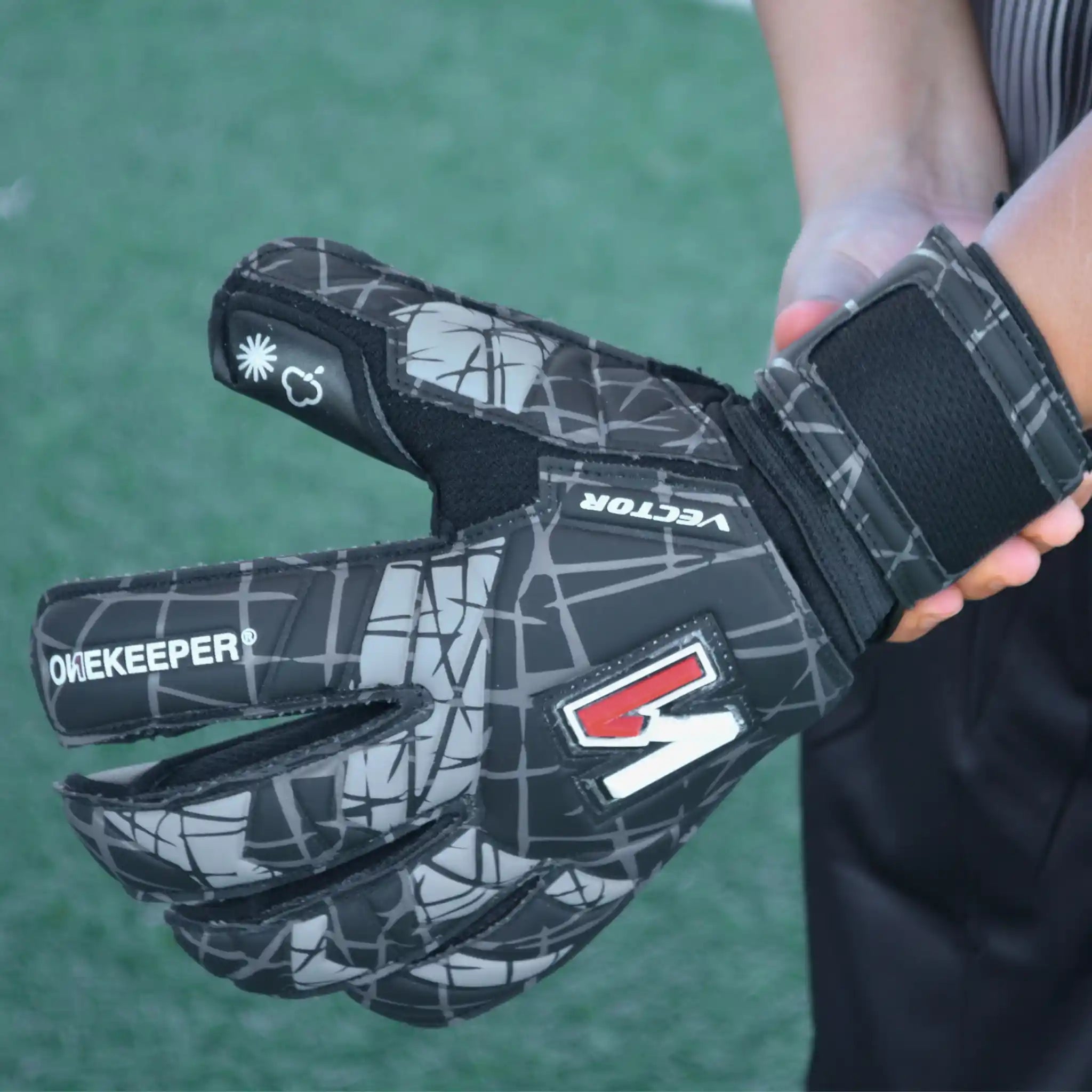ONEKEEPER VECTOR Evolution Black - No Finger Protection