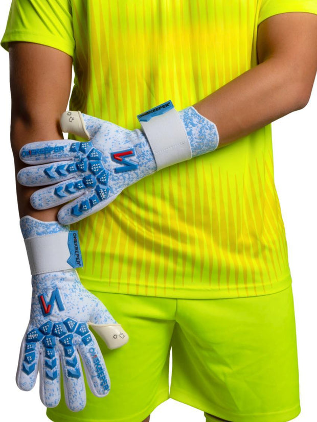 Professional-level goalkeeper gloves ONEKEEPER Orion  with Strap or Strapless
